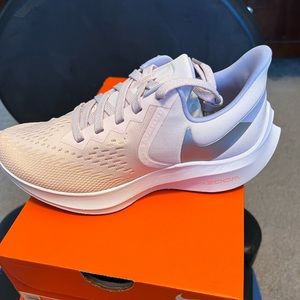 Womens Nike Zoom Zwingli 6